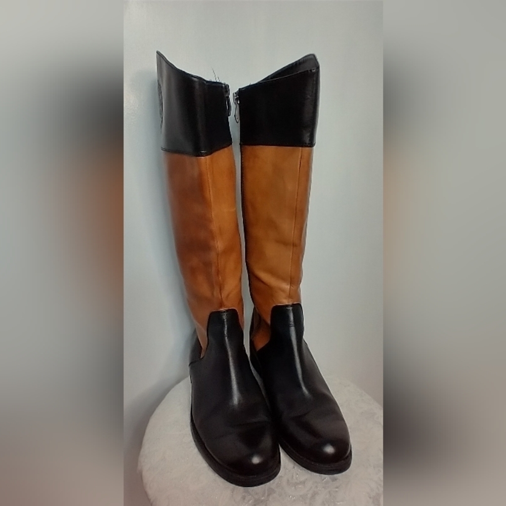 VINCE CAMUTO EQUESTRIAN STYLE BOOTS - Picture 7 of 9